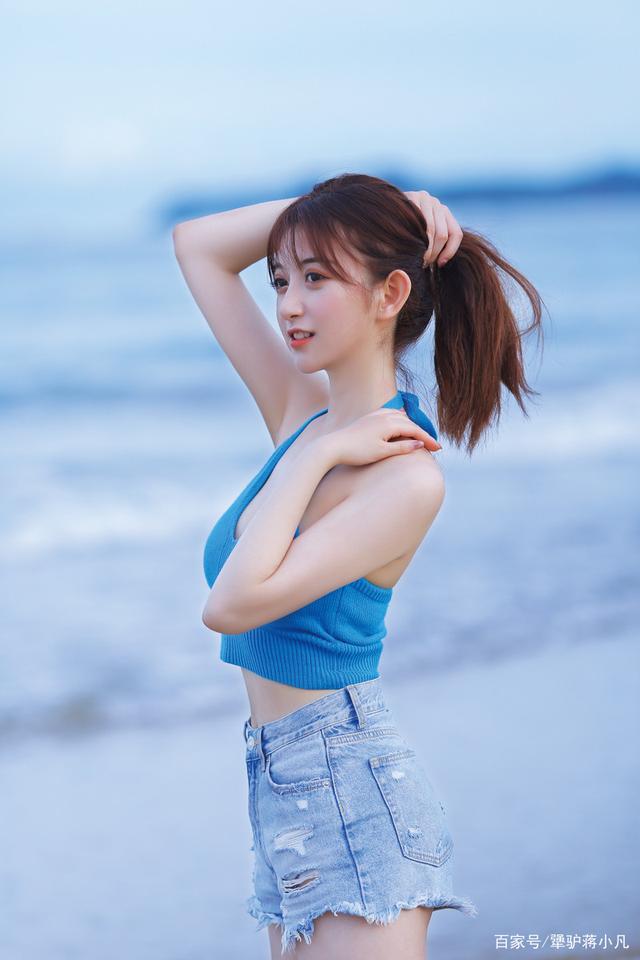 中国香港南京高端伴游学生兼职伴游谭莉娜