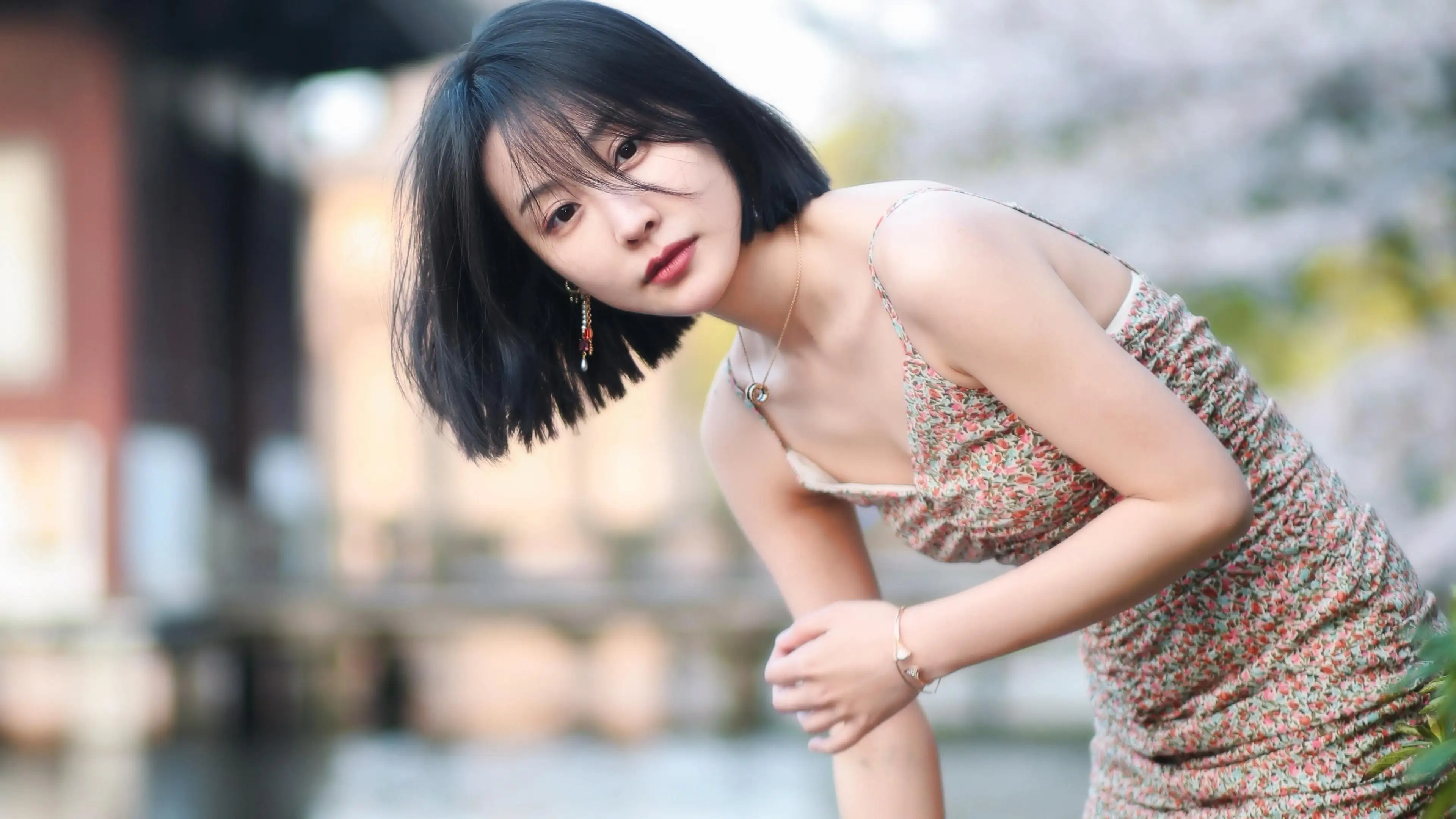 中国香港成都伴游小姐姐雅美