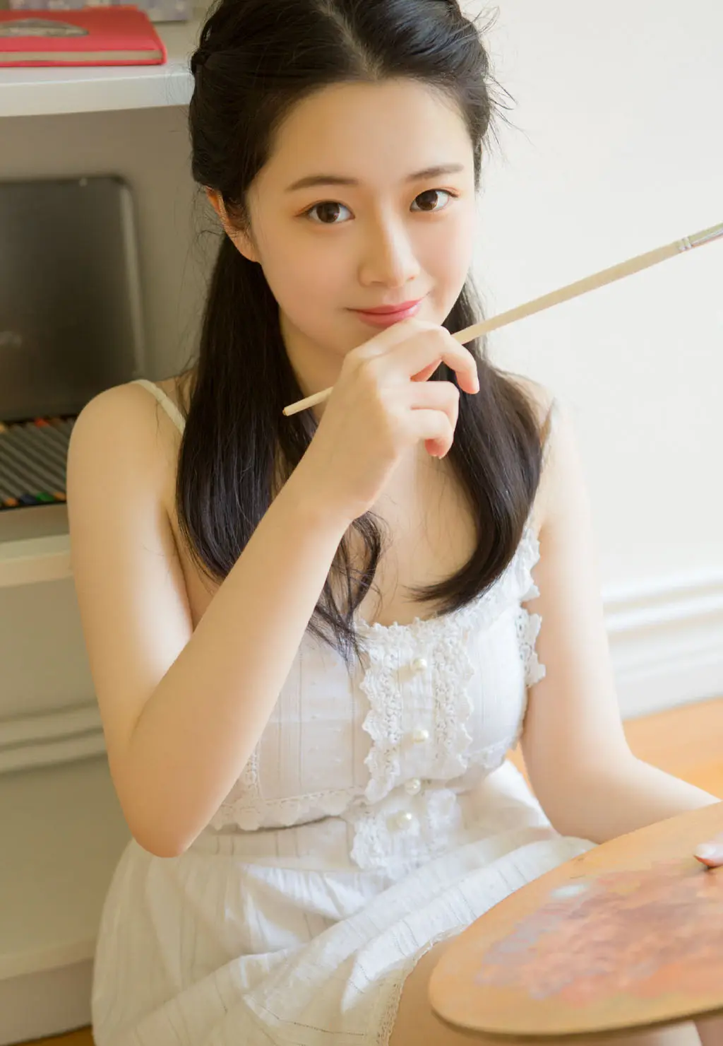 中国香港淄博私人伴游刘婼颖的联系方式