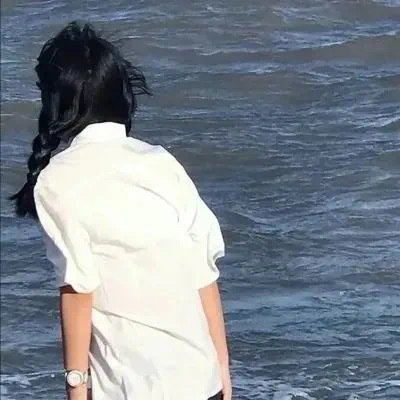 中国香港伴游女生武映颖的资料