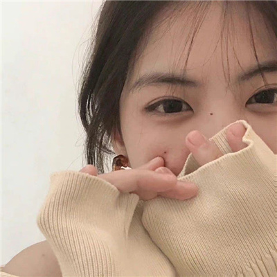 中国香港伴游女生樊嘉淑的资料