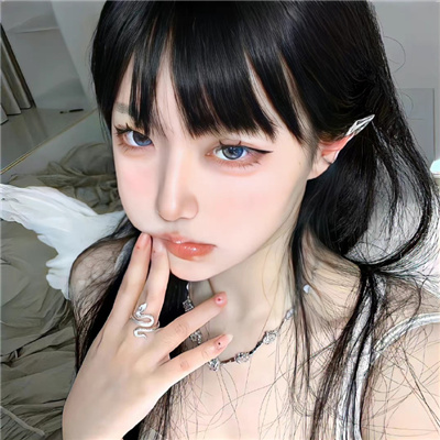 中国香港伴游女生孛安春的资料